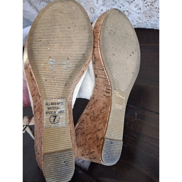 City Classified Alina Beige Slingback Cork Wedge Sandal/Pre-owned, Sz. 7 - Picture 8 of 10